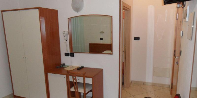 Hotel Odeon Cervia Exterior foto