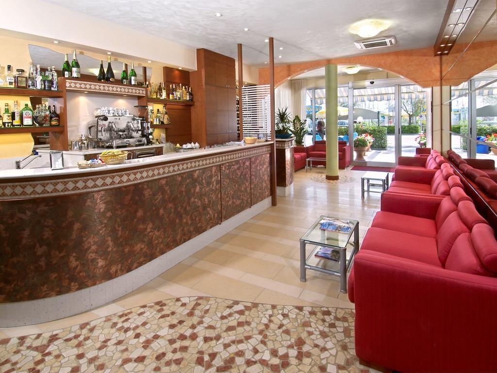 Hotel Odeon Cervia Exterior foto